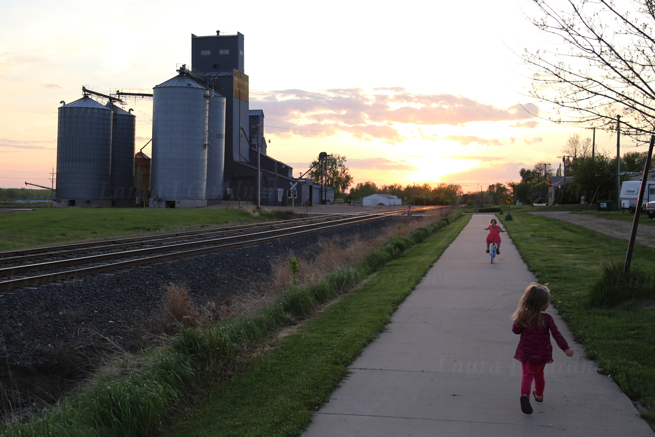 Families using the Washburn Discovery Trail